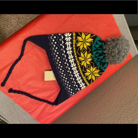 ❤️$295 Burberry Fair Isle Wool Blend Beanie NWT - Picture 2 of 6